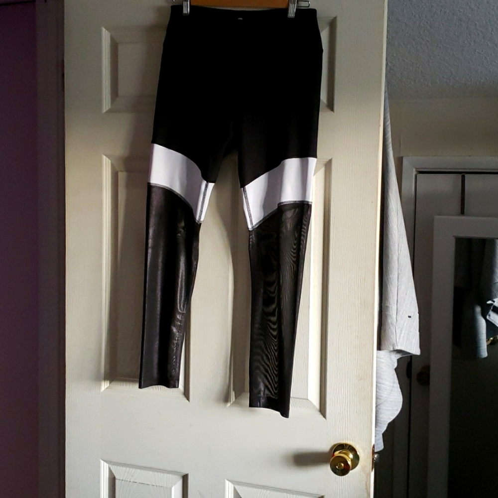 90 Degree leggings
